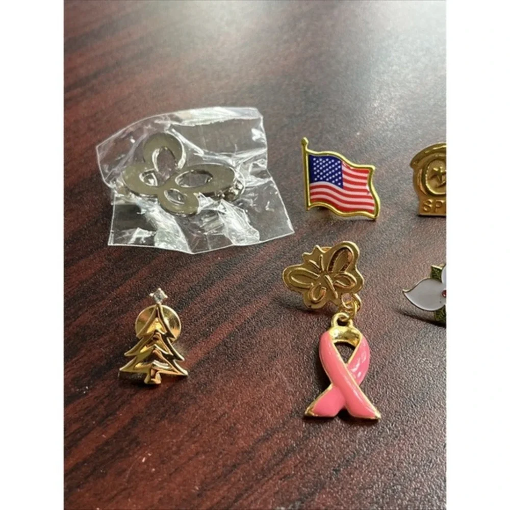 Lot Of 10 Random‎ Mixed Lapel Hat Pins A8